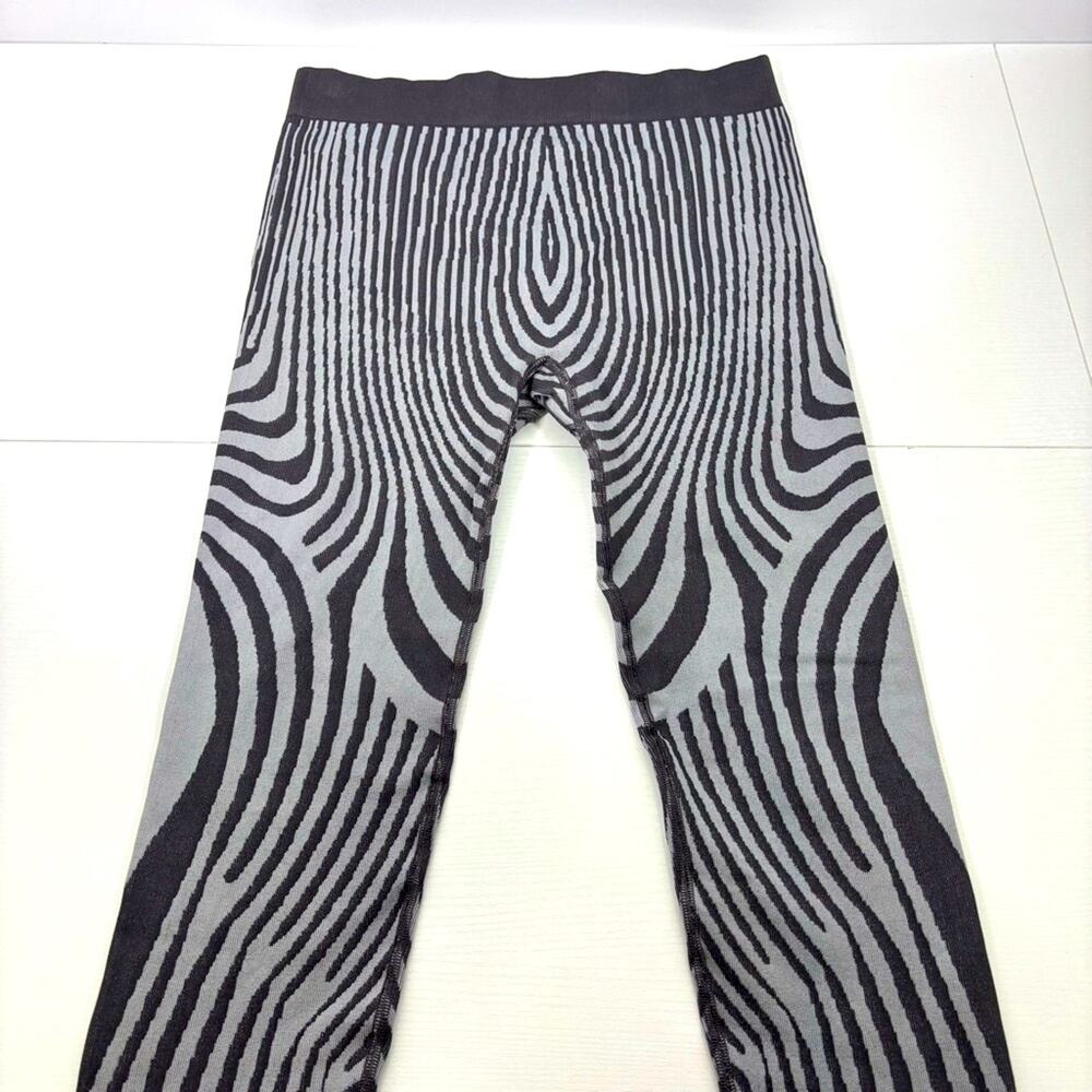 LAPP Black & Grey Zebra Print Leggings Size XL PP0808
